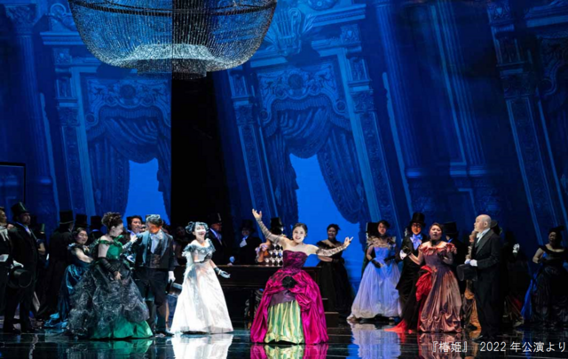 LaTraviata 椿姫写真集ゼッフィレッリイタリア　古本ストラータスドミンゴ LaTraviata 椿姫写真集ゼッフィレッリイタリア 古本ストラータス